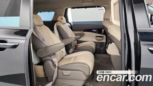 Kia Carnival 4th generation 2023 Серый из Кореи, фото 3
