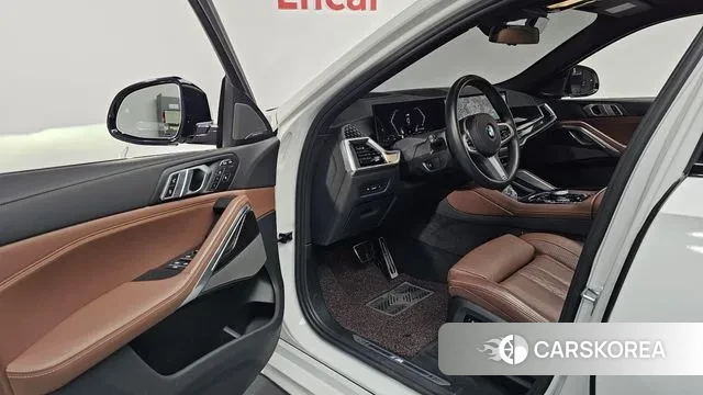 BMW X6 (G06) 2024 Белый из Кореи, фото 3