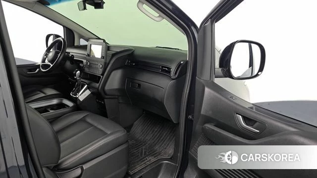 Hyundai Staria 2023 Синий из Кореи, фото 3