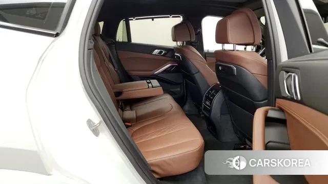 BMW X6 (G06) 2024 Белый из Кореи, фото 3