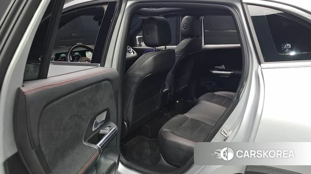 Mercedes-Benz GLA - Class H247 2020 Серебристо-серый из Кореи, фото 3