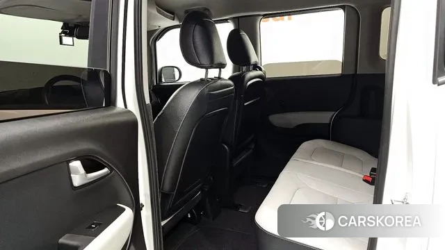 Kia The New Kia Ray 2023 Белый из Кореи, фото 3