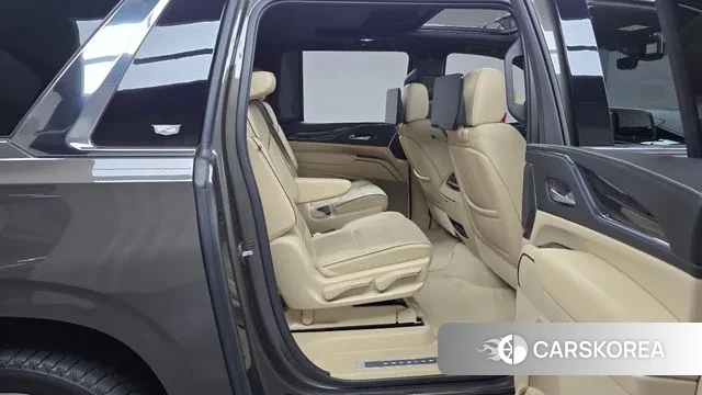Cadillac Escalade 5th Generation 2021 Коричневый из Кореи, фото 3