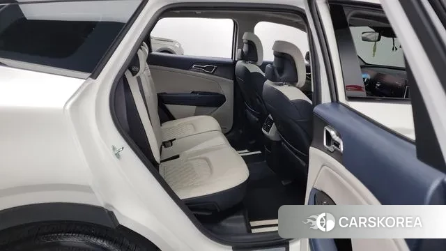 Kia Sportage 5th Generation 2022 Белый из Кореи, фото 3