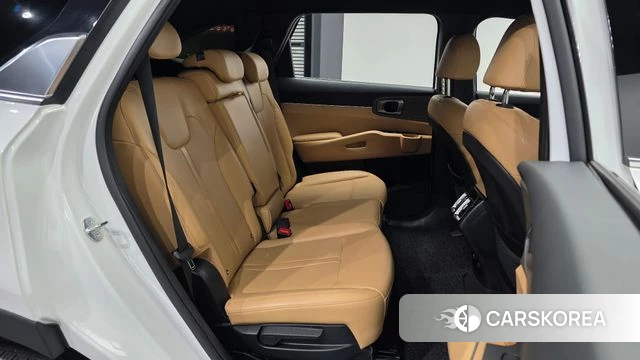 Kia Sorento 4th Generation 2023 Белый из Кореи, фото 3