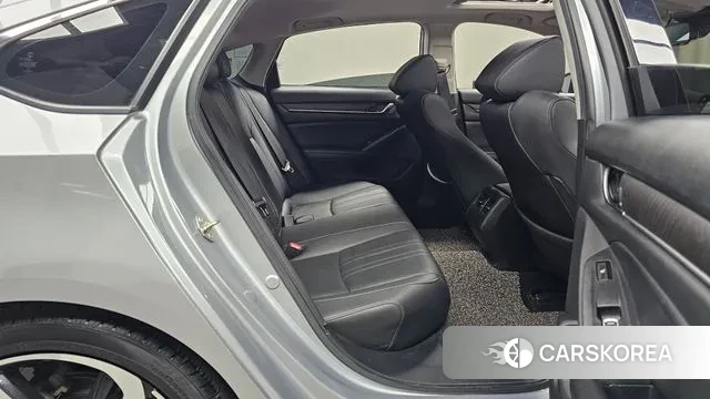 Honda Accord 10th Generation 2019 Серебристо-серый из Кореи, фото 3