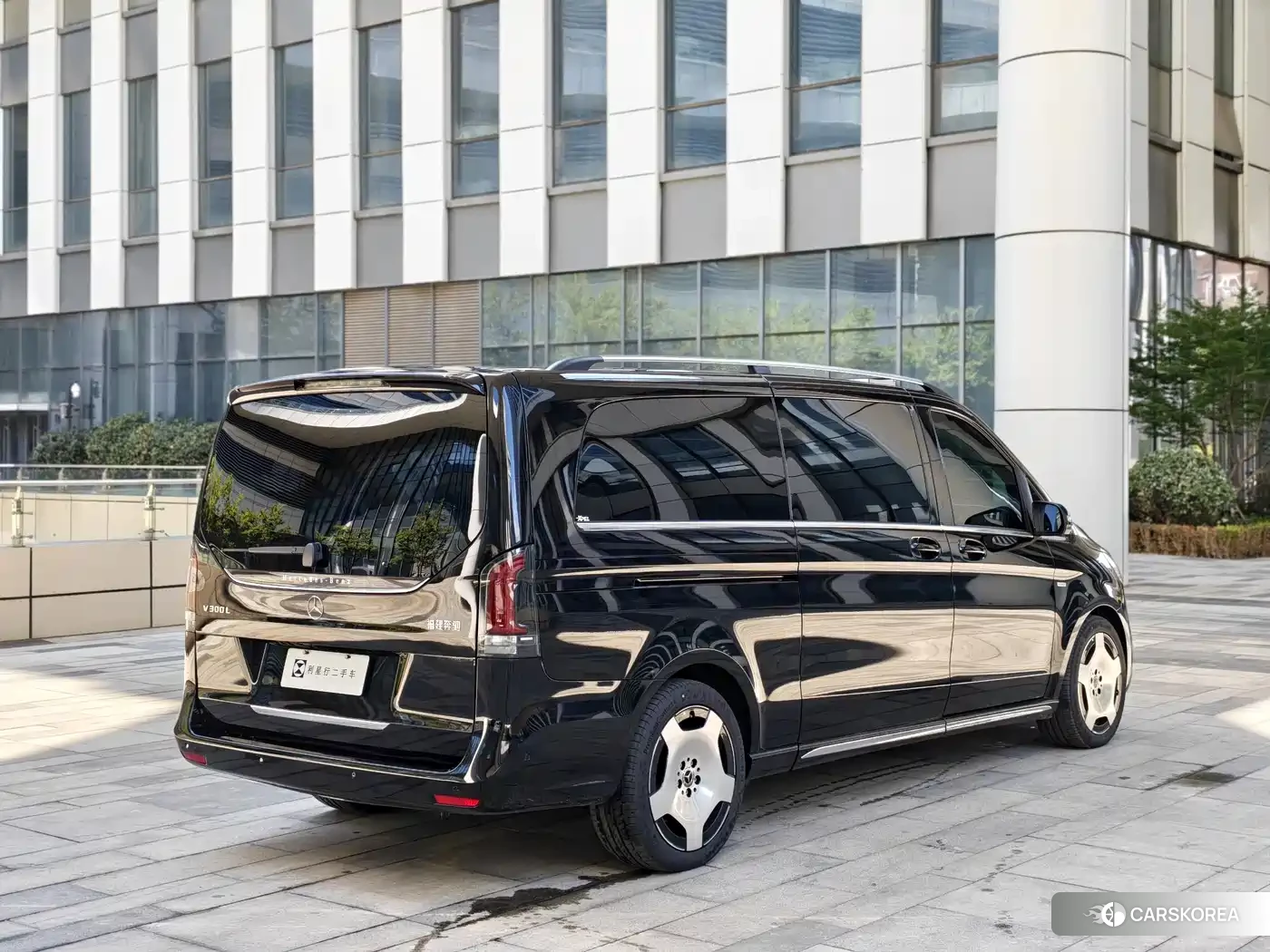 Mercedes-Benz V-Class 2026 Черный из Китая, фото 3