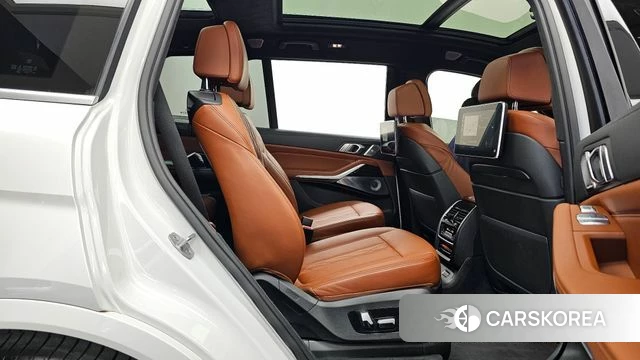 BMW X7 (G07) 2021 Белый из Кореи, фото 3