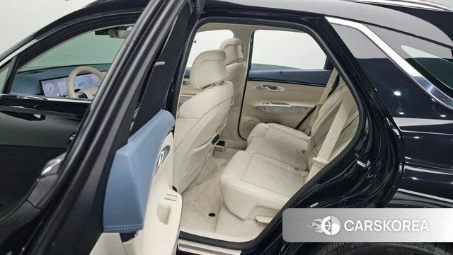 Genesis Electrified GV70 2025 Черный из Кореи, фото 3