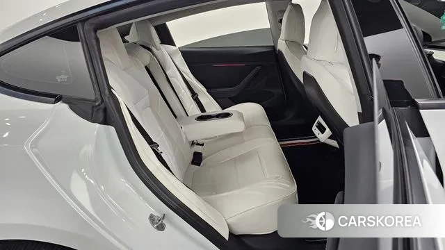 Tesla Model 3 2022 Белый из Кореи, фото 3