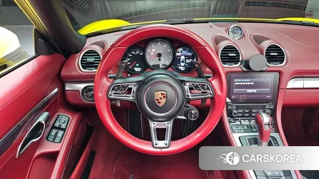 Porsche 718 Boxster 2018 Желтый из Кореи, фото 3