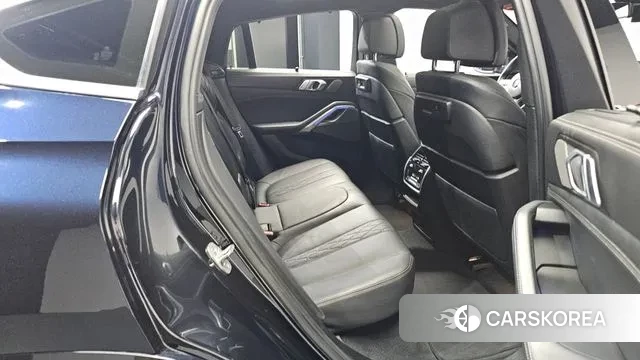 BMW X6 (G06) 2023 Черный из Кореи, фото 3