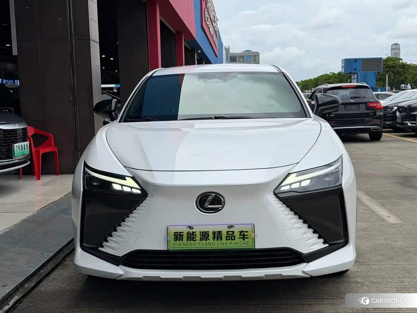 Lexus RZ 2023 Белый из Китая, фото 3