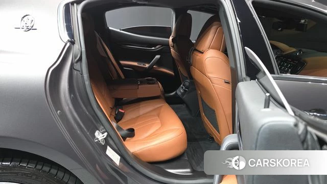 Maserati Ghibli 2021 Серый из Кореи, фото 3