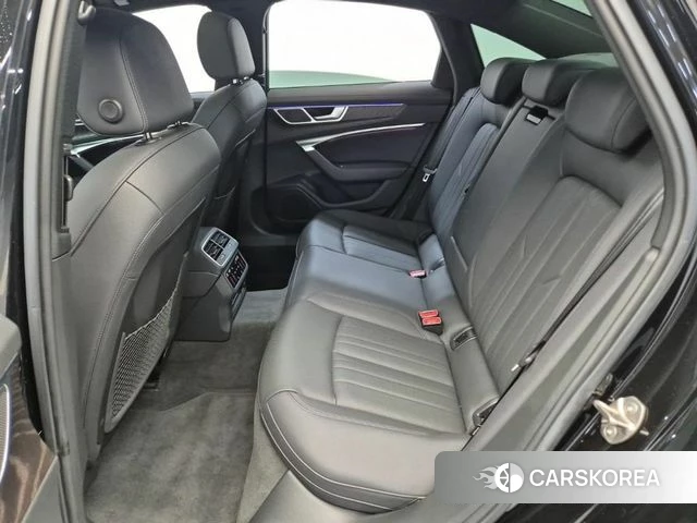 Audi A6 (C8) 2023 Черный из Кореи, фото 3