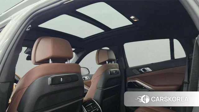 BMW X6 (G06) 2023 Белый из Кореи, фото 3