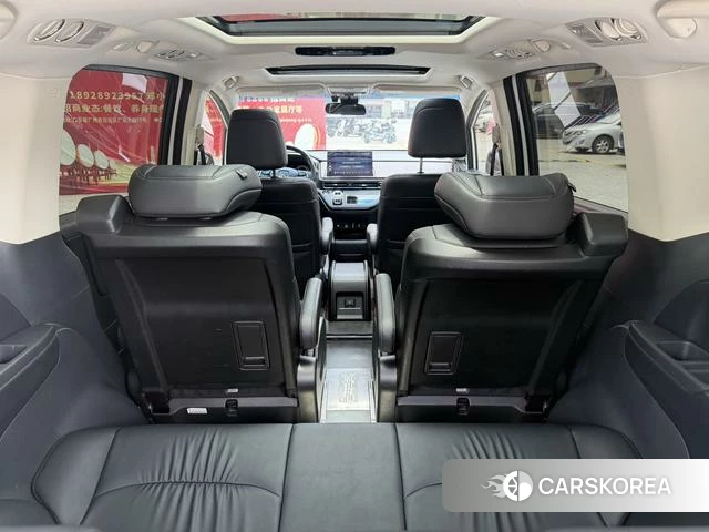 Honda Odyssey 2022 Белый из Китая, фото 3