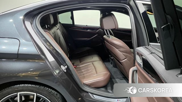 BMW 5 Series (G30) 2022 Серый из Кореи, фото 3