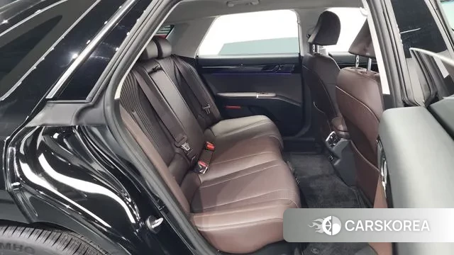 Hyundai Grandeur Hybrid (GN7) 2023 Черный из Кореи, фото 3