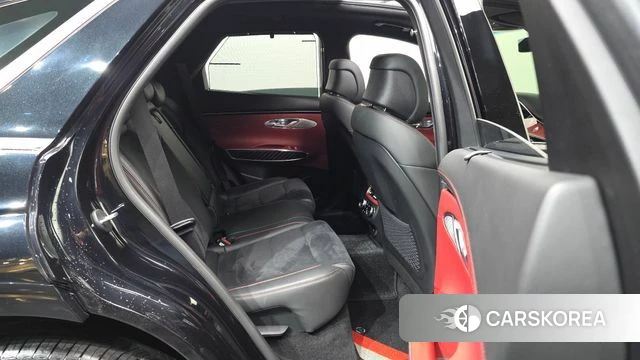 Genesis GV70 2021 Черный из Кореи, фото 3