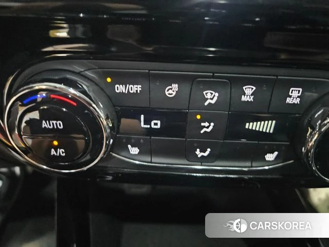 Chevrolet (GM Daewoo) Trax Crossover 2024 Серый из Кореи, фото 3