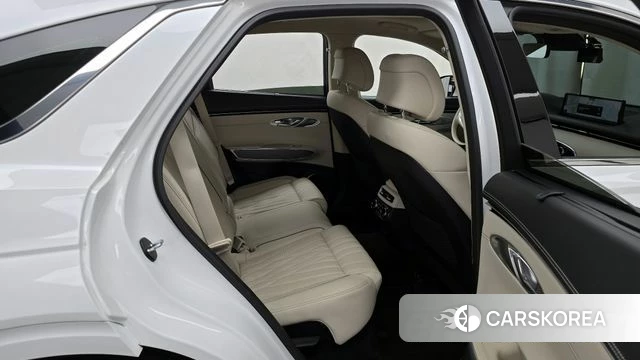 Genesis GV70 2022 Белый из Кореи, фото 3