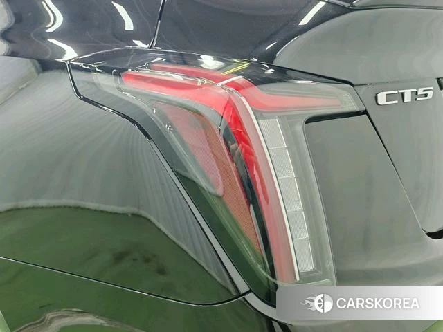 Cadillac CT5 2024 Черный из Китая, фото 3