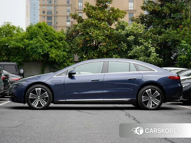 Mercedes-Benz EQS 2024 Синий из Китая, фото 3