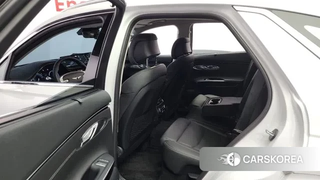 Genesis GV70 2023 Белый из Кореи, фото 3