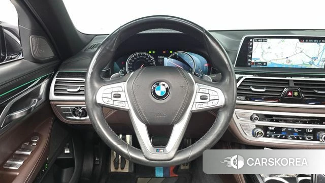 BMW 7 Series (G11) 2018 Черный из Кореи, фото 3