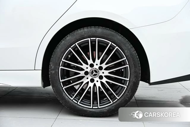 Mercedes-Benz Class C 2022 Белый из Китая, фото 3