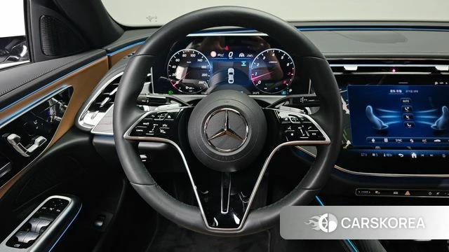 Mercedes-Benz E-Class W214 2024 Белый из Кореи, фото 3