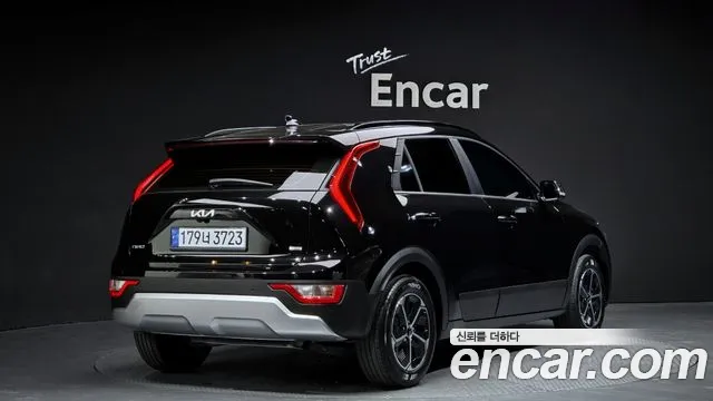 Kia Di Ol Nu Niro 2022 Черный из Кореи, фото 3