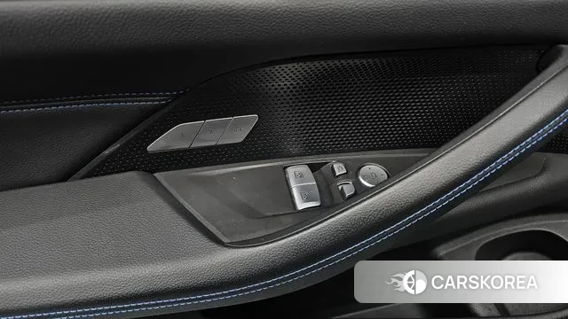 BMW 4 Series (G22) 2022 Темно-зеленый из Кореи, фото 3