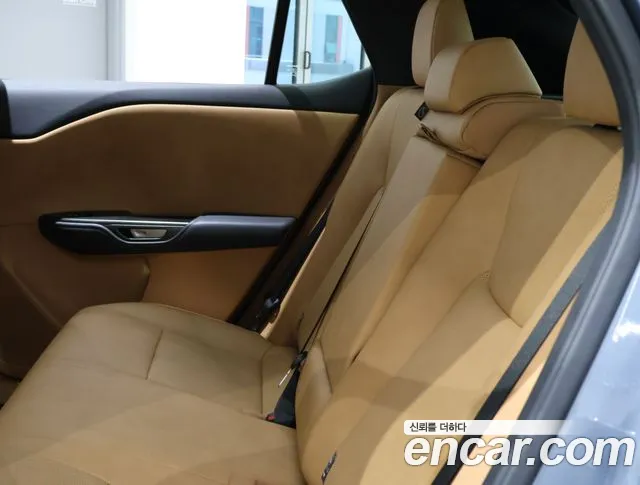 Lexus RZ450e id 2697828 из Кореи 3