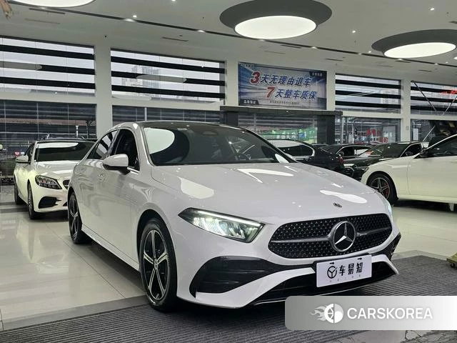 Mercedes-Benz Class A 2023 Белый из Китая, фото 3