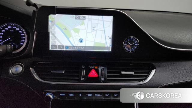 Hyundai Grandeur IG 2018 Светло-серебряный цвет из Кореи, фото 3