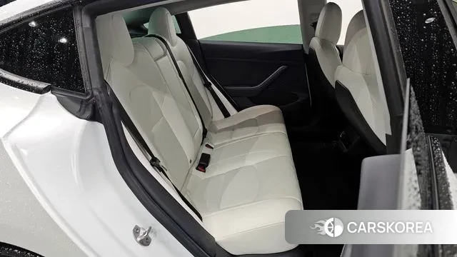 Tesla Model 3 2021 Белый из Кореи, фото 3