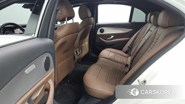 Mercedes-Benz E-Class W213 2019 Белый из Кореи, фото 3