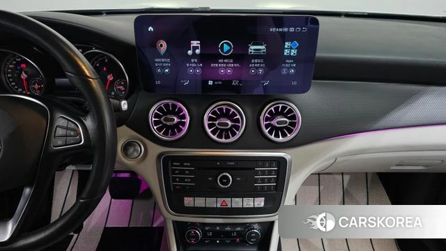 Mercedes-Benz GLA-Class X156 2019 Белый из Кореи, фото 3