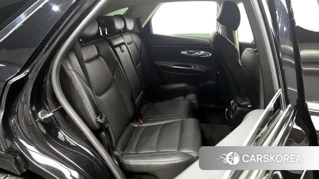 Genesis GV70 2022 Черный из Кореи, фото 3