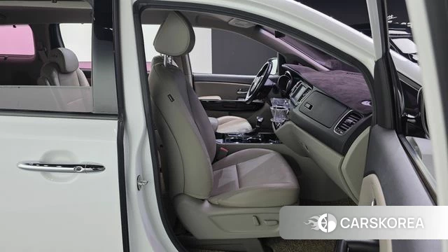 Kia The New Carnival 2018 Белый из Кореи, фото 3