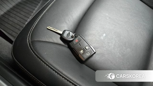 Chevrolet (GM Daewoo) Real New Colorado 2022 Черный из Кореи, фото 3