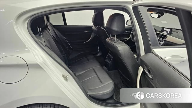 BMW 1 Series (F20) 2019 Белый из Кореи, фото 3