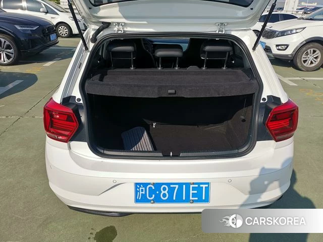 Volkswagen Polo 2021 Белый из Китая, фото 3