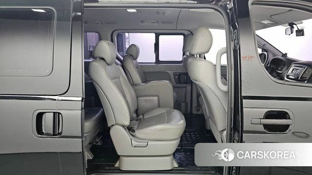 Hyundai The New Grand Starex 2018 Черный из Кореи, фото 3