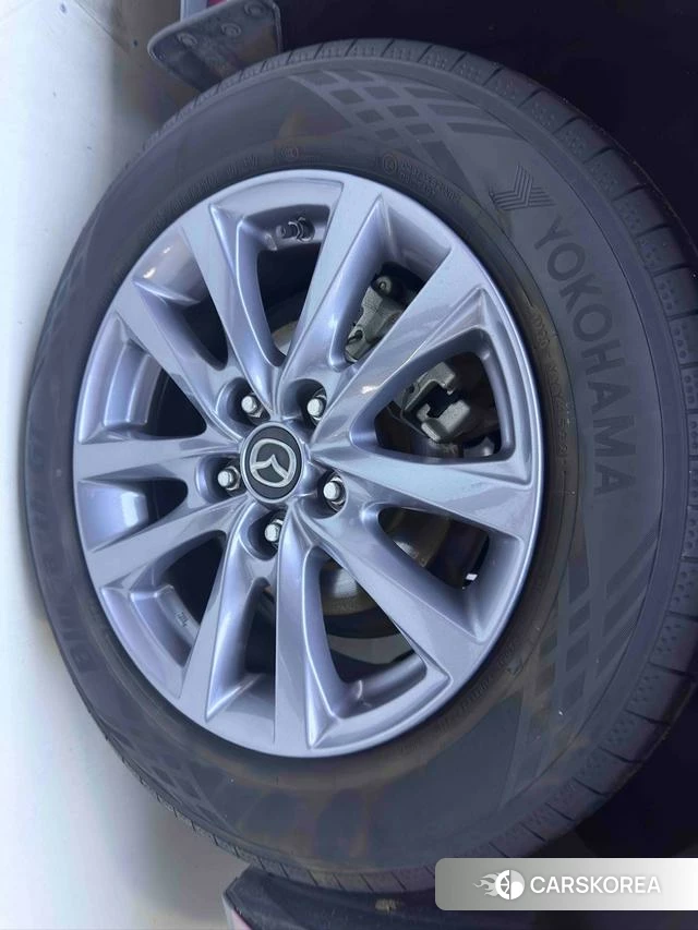Mazda 3 Angkesaila 2023 Красный из Китая, фото 3