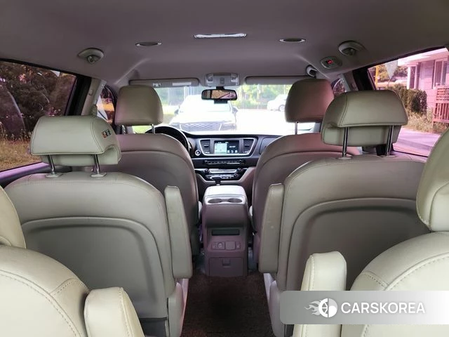 Kia The New Carnival 2018 Черный из Кореи, фото 3