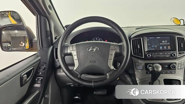 Hyundai The New Grand Starex 2019 Желтый из Кореи, фото 3