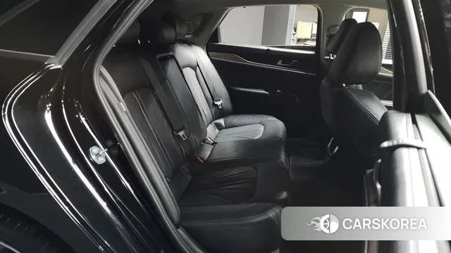 Kia K5 3rd generation 2023 Черный из Кореи, фото 3